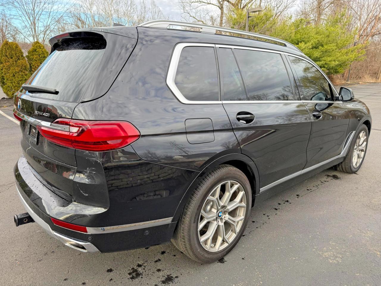 2020 BMW X7 xDrive40I - Фото 3
