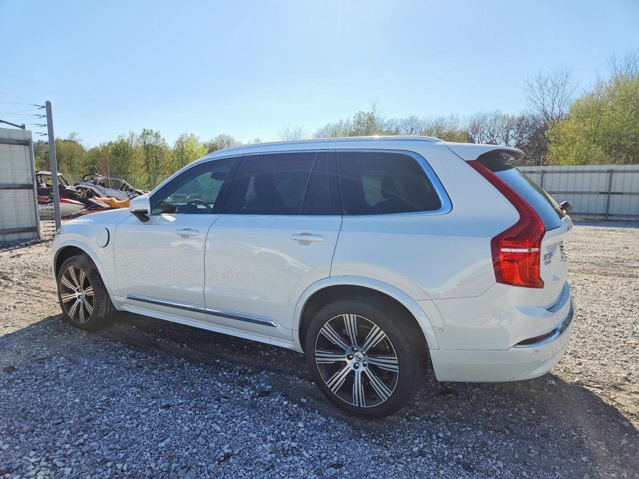 2025 Volvo Xc90 Plus - Image 2