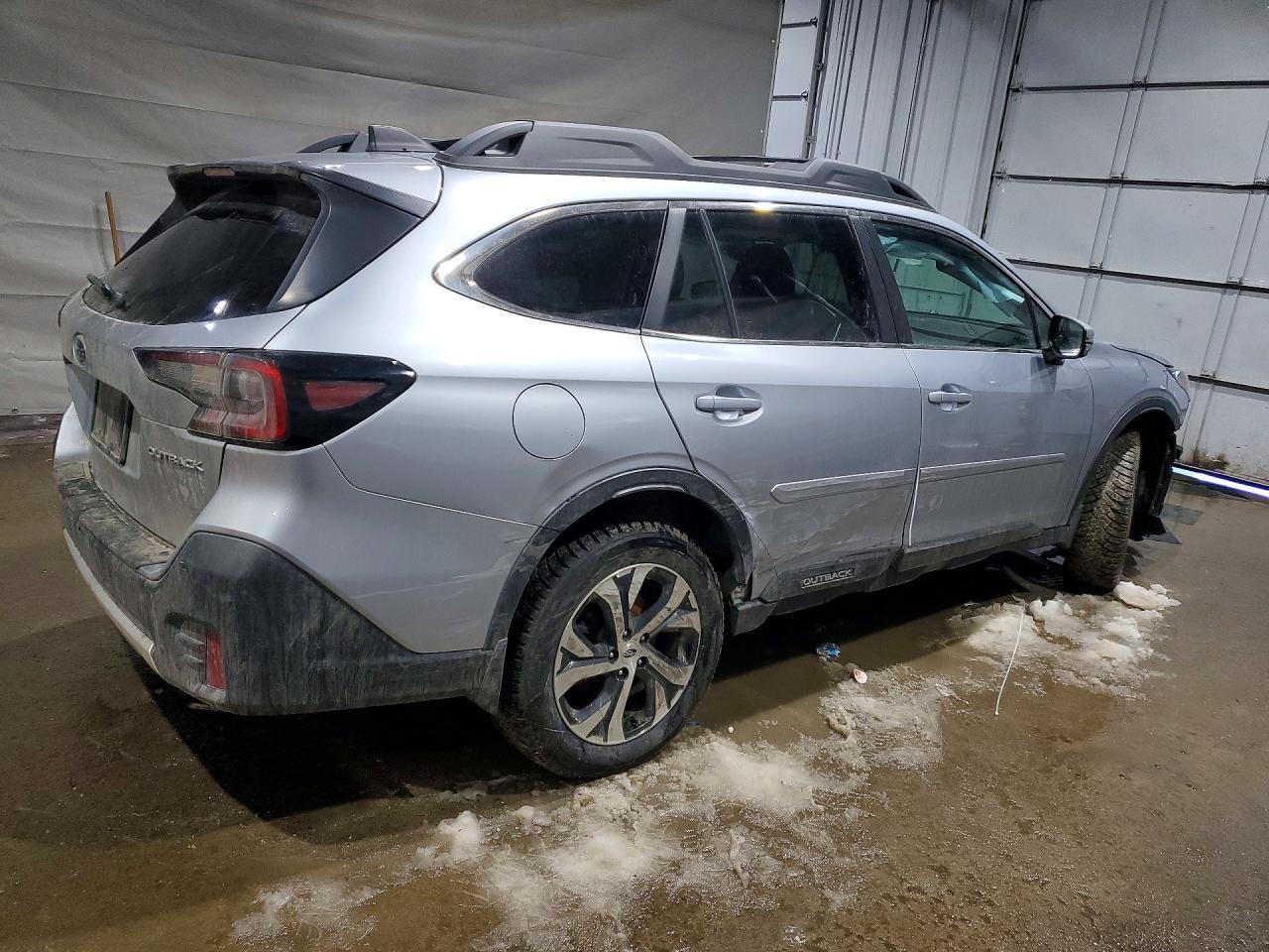 2022 Subaru Outback Limited - Фото 3