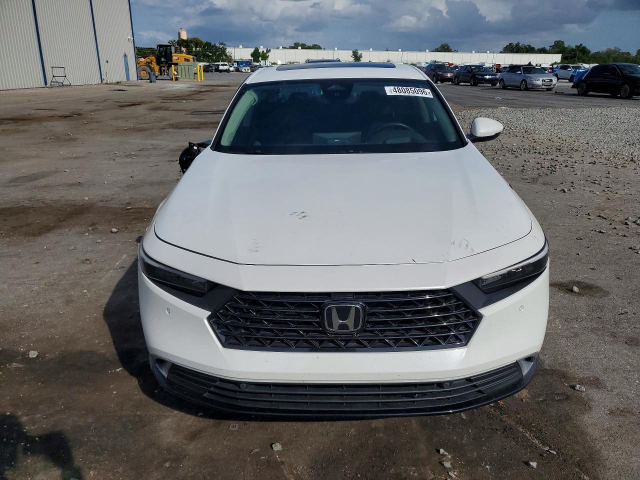 2024 Honda Accord Touring Hybrid - Image 5