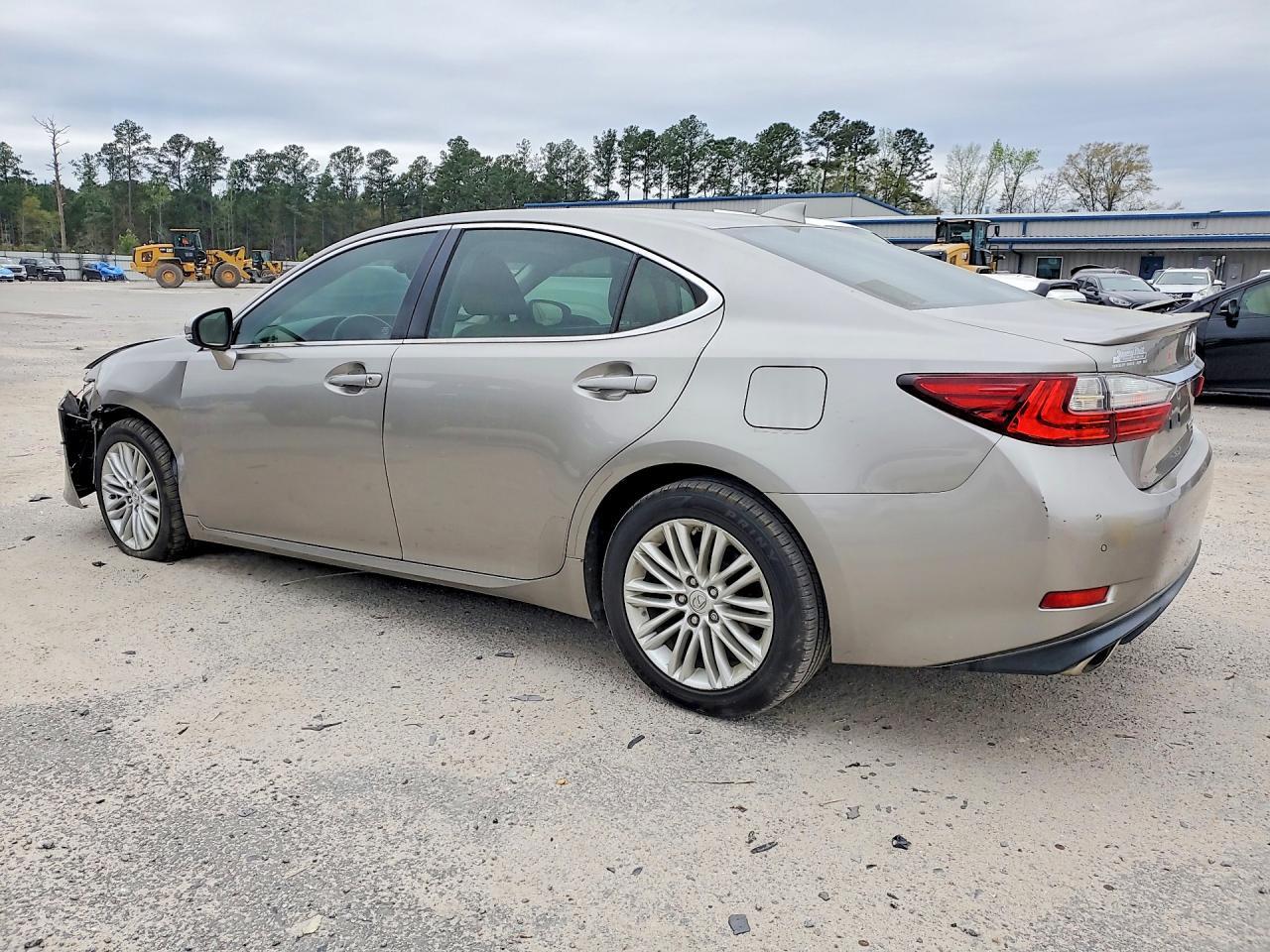 2017 Lexus Es 350 Base - Image 2