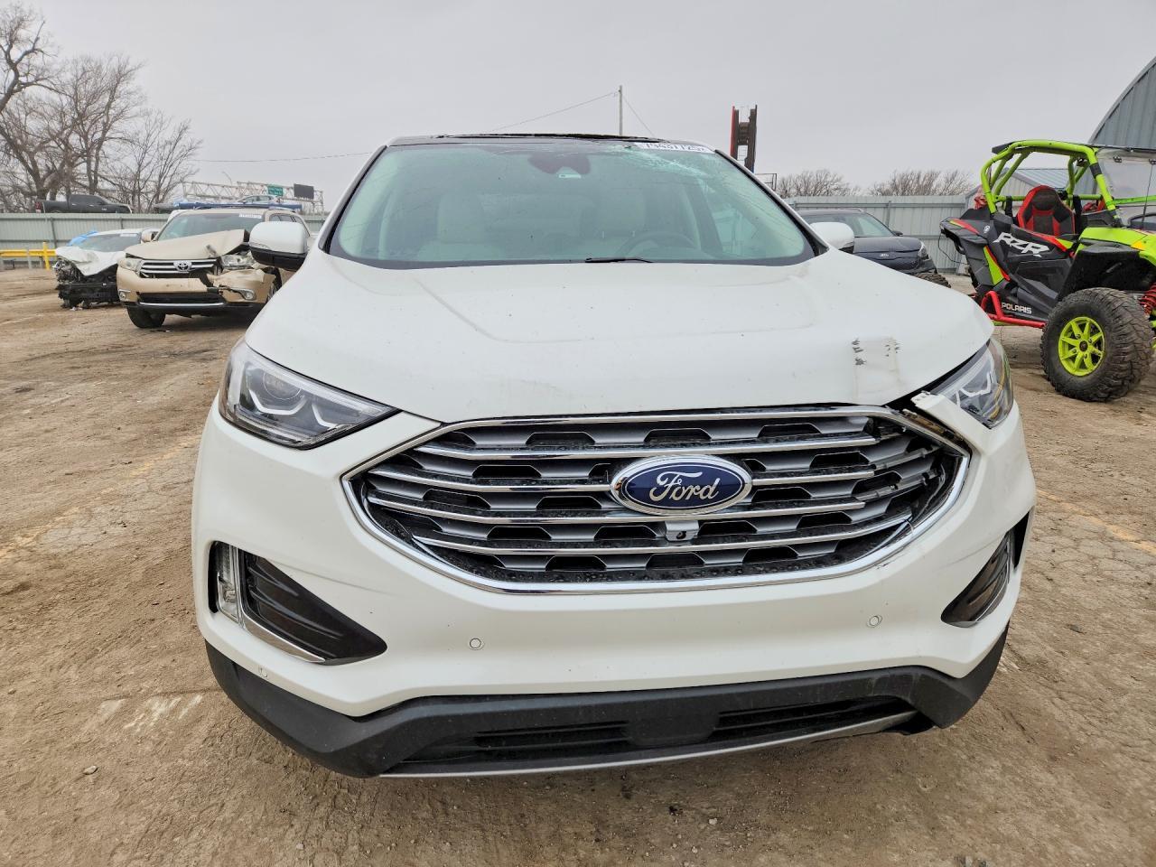 2021 Ford Edge Titanium - Image 5