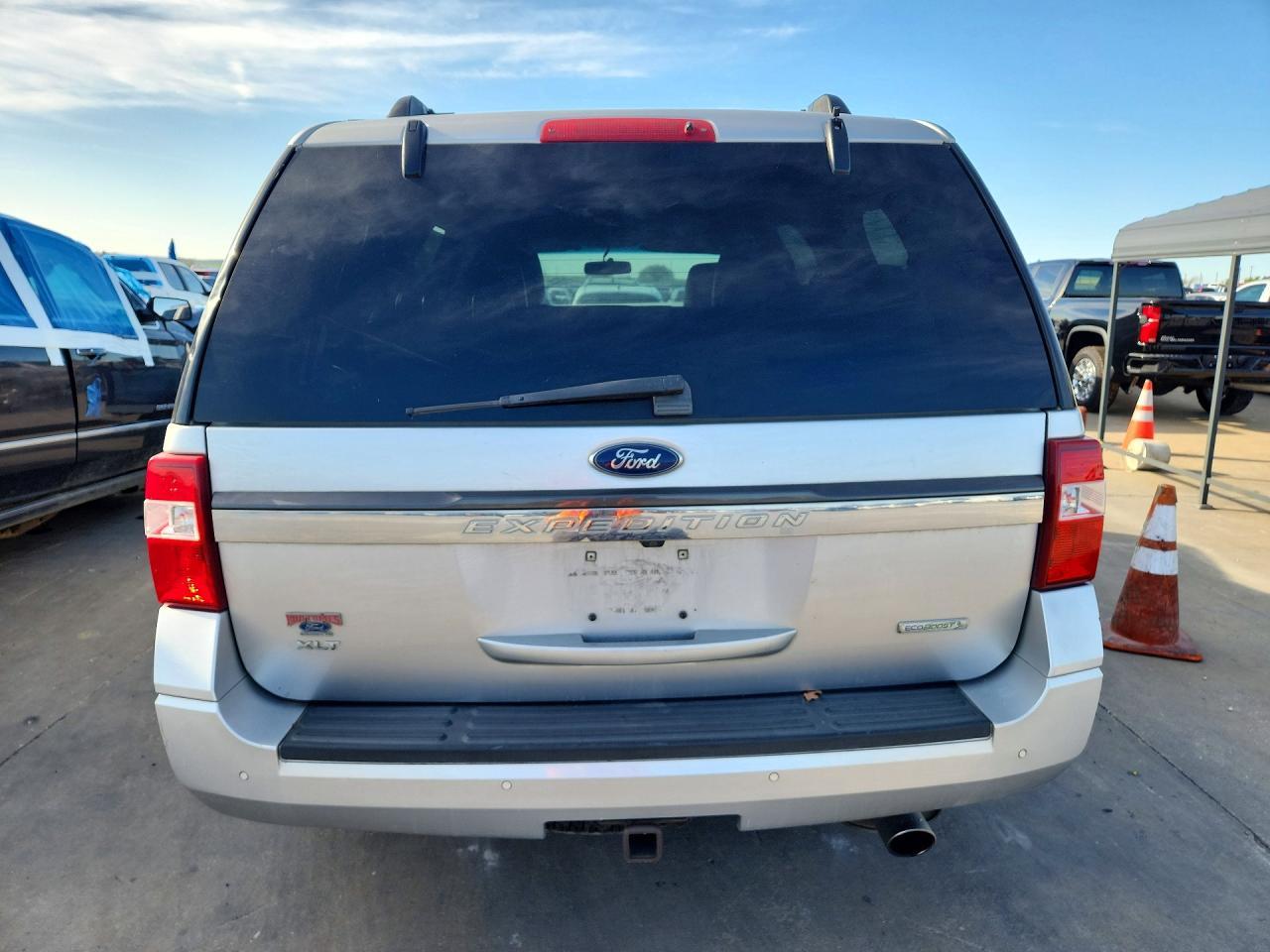 2017 Ford Expedition Xlt - Фото 6