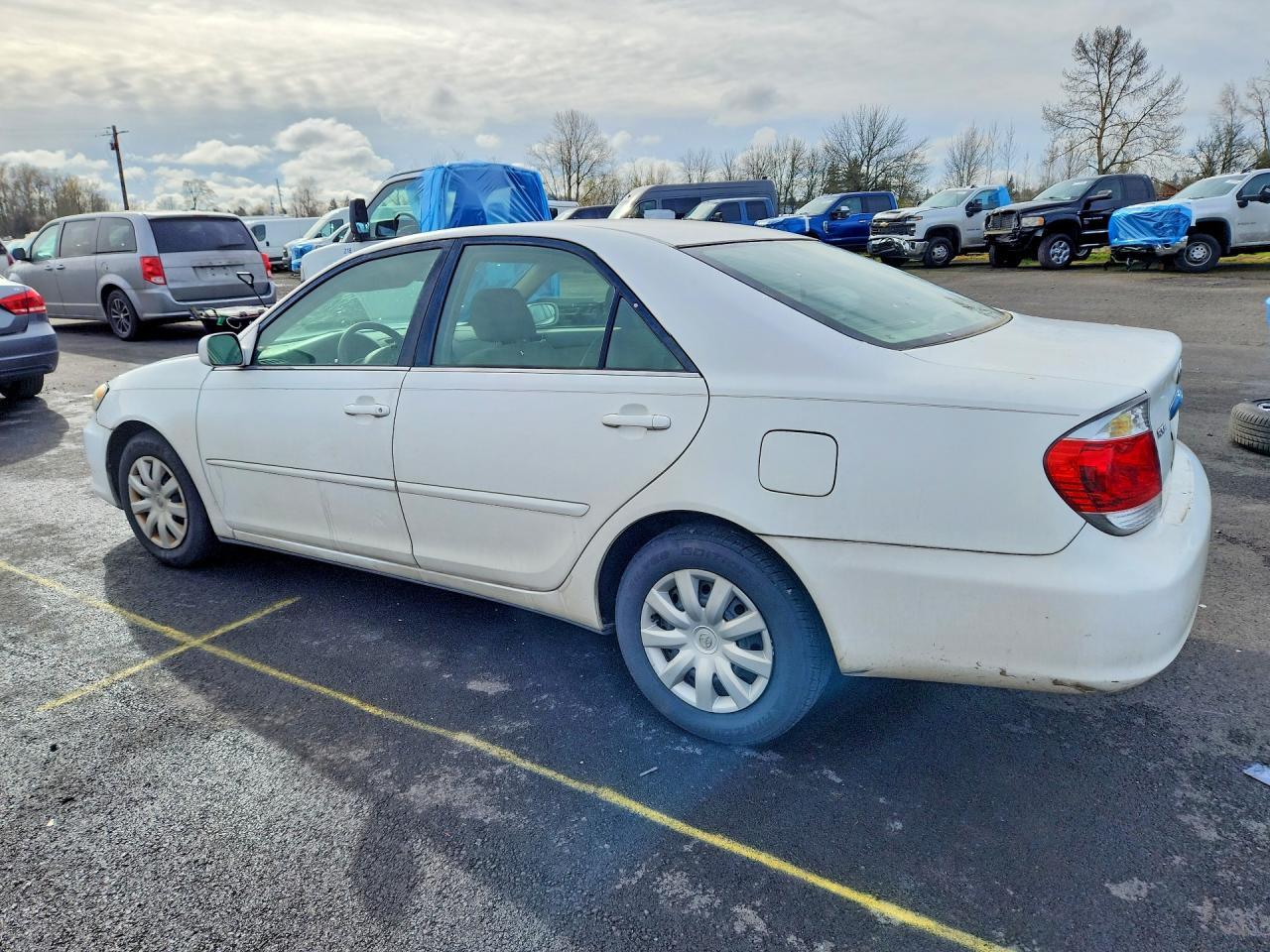 2005 Toyota Camry Le - Фото 2