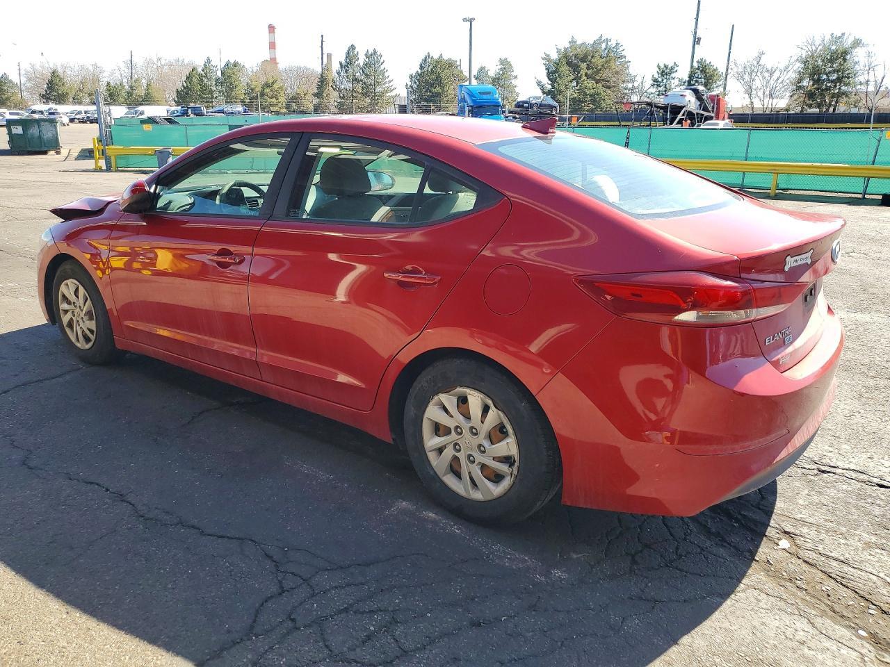 2017 Hyundai Elantra Se - Image 2