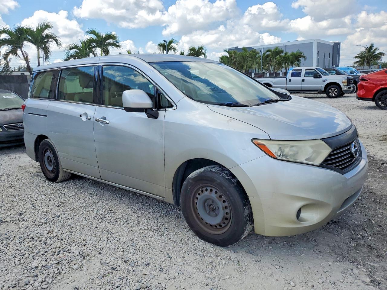 2016 Nissan Quest 3.5 S - Фото 4