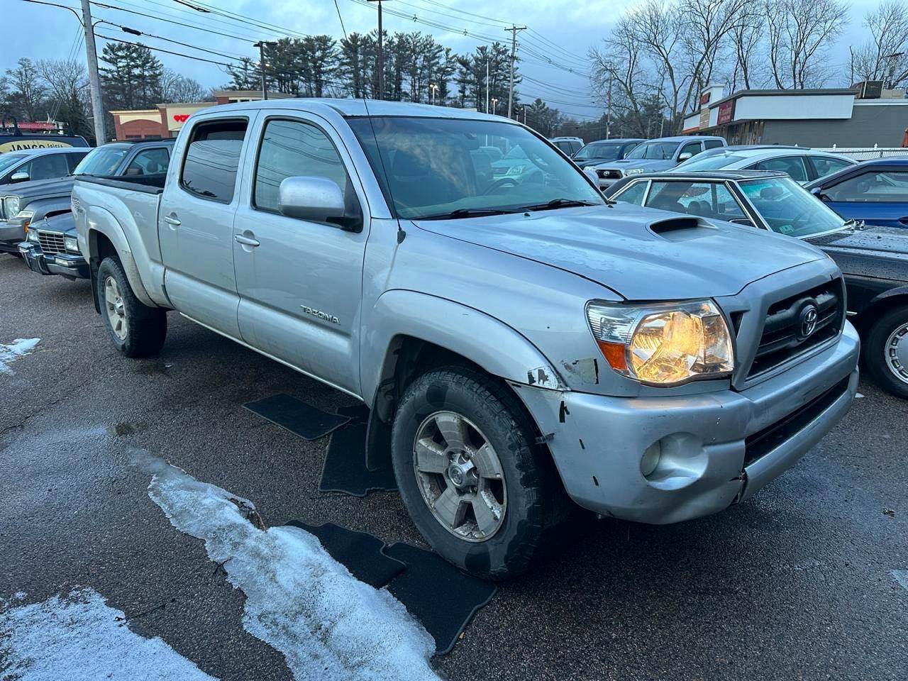 2006 Toyota Tacoma V6 - Фото 2