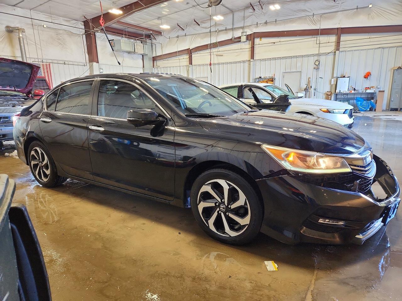 2016 Honda Accord Ex - Image 4
