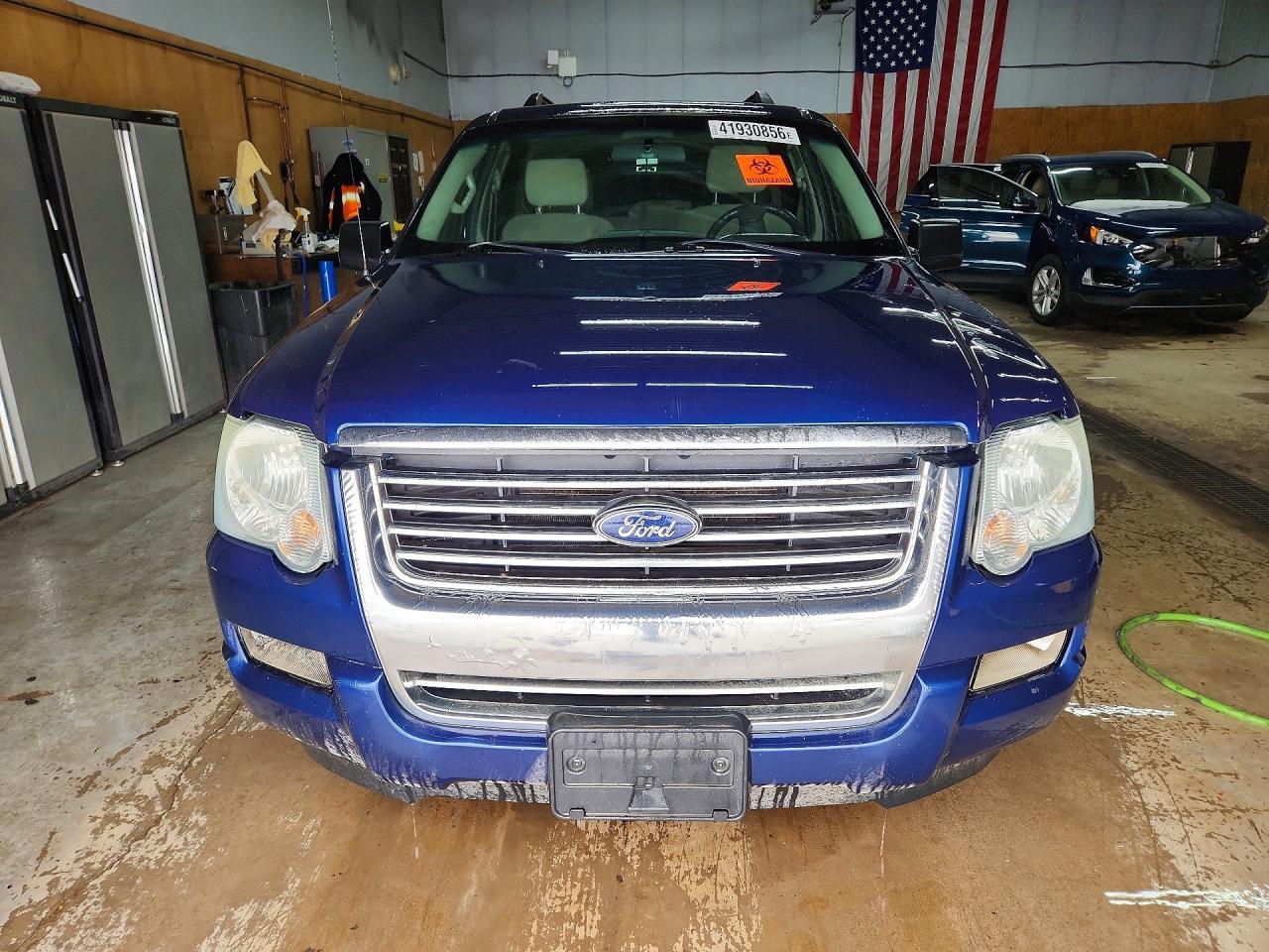 2008 Ford Explorer - Фото 5