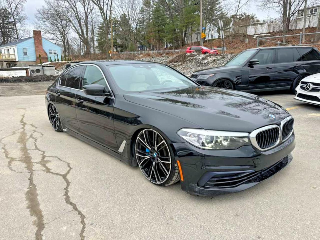2020 BMW 530 Xi - Image 4