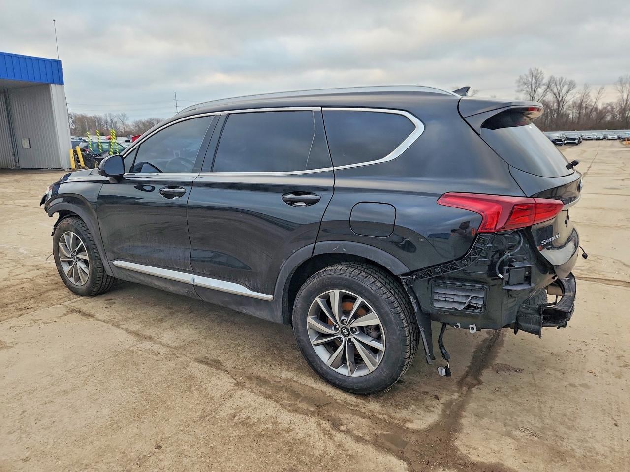 2020 Hyundai Santa Fe Sel - Image 2