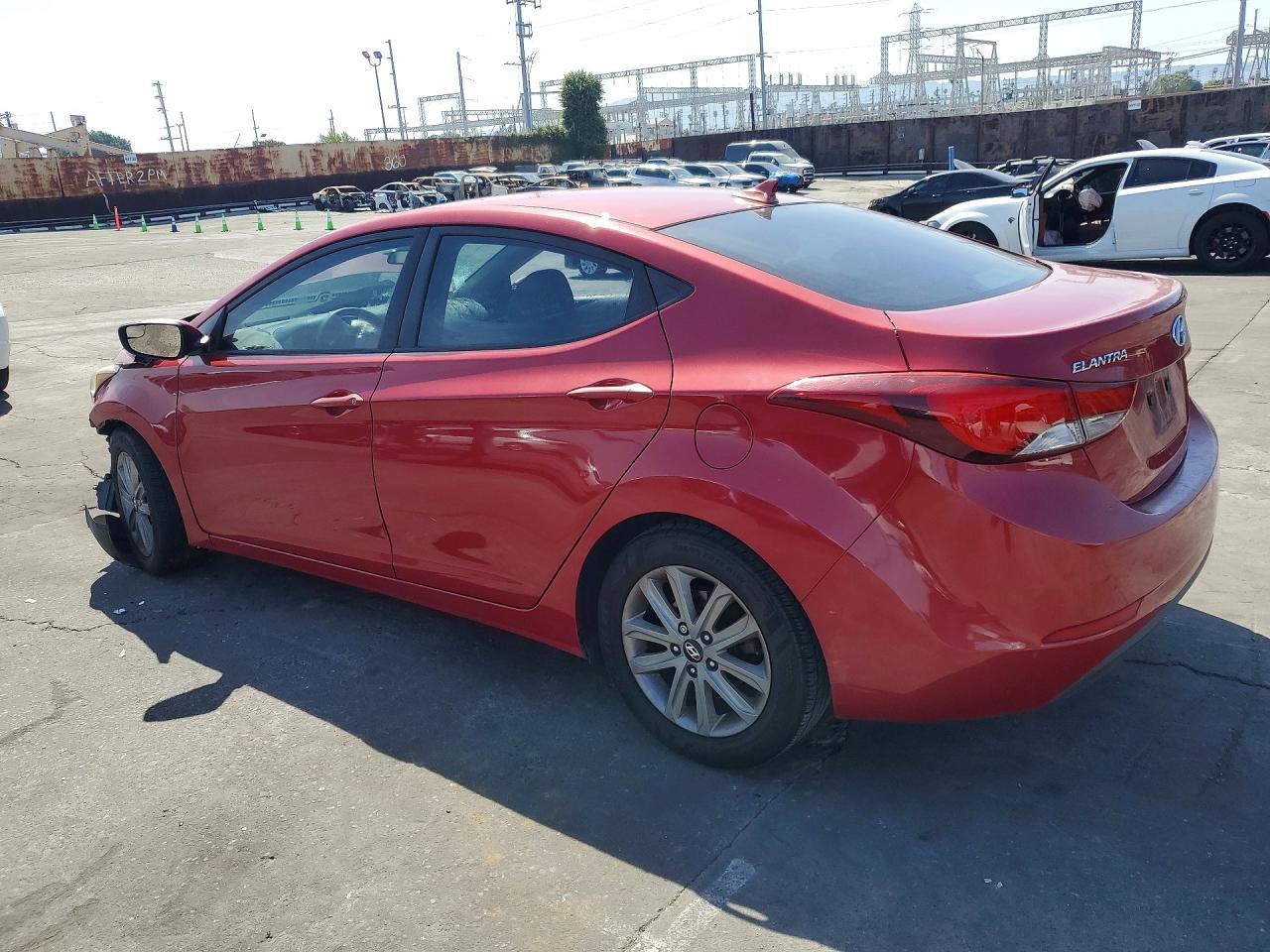 2014 Hyundai Elantra Se - Image 2