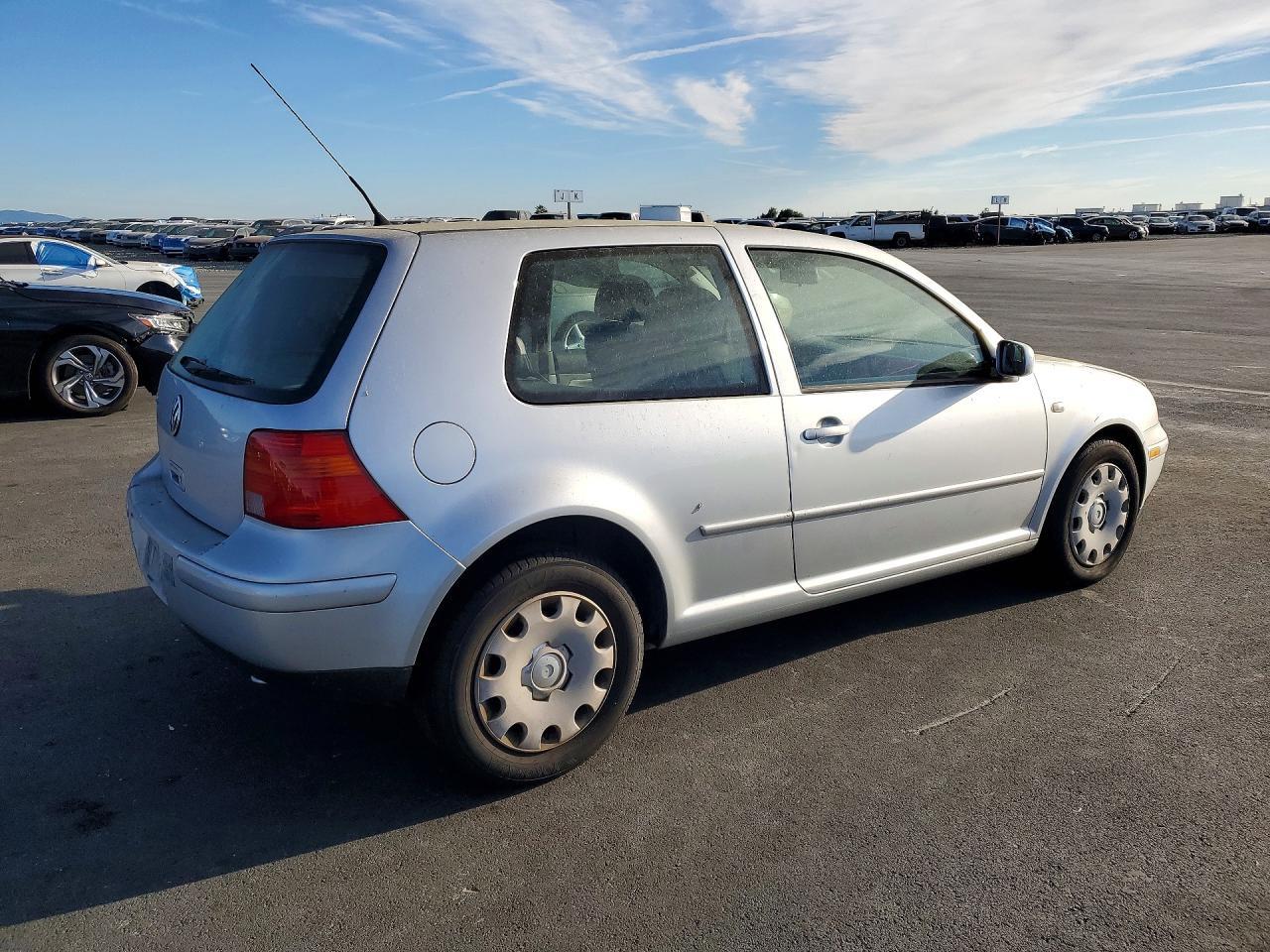 2004 Volkswagen Golf - Фото 3