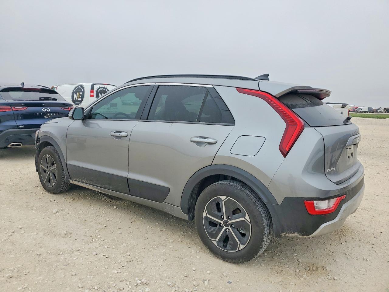 2025 Kia Niro Ex - Фото 2