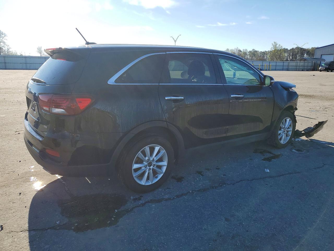 2019 Kia Sorento Lx - Image 3