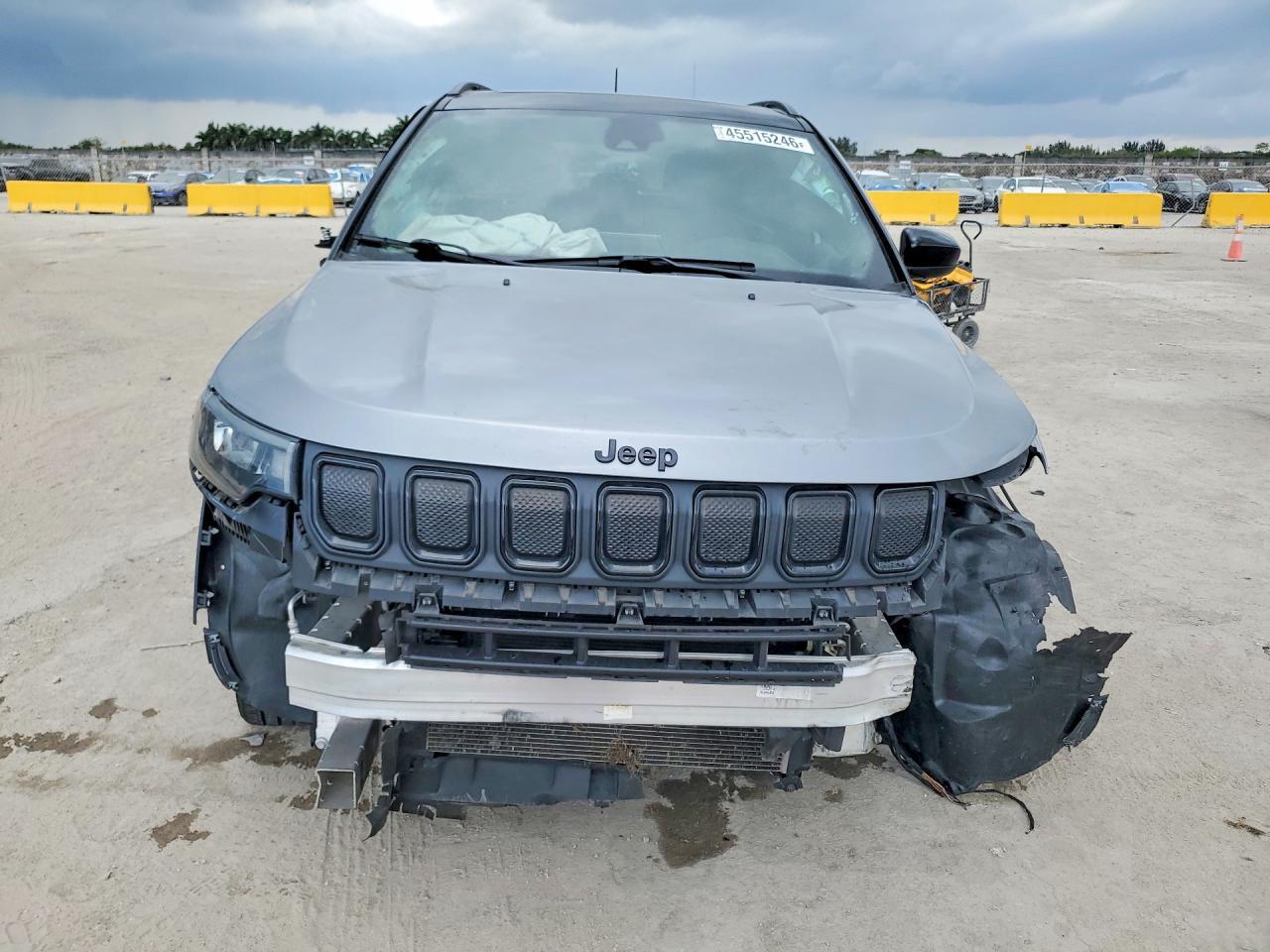 2022 Jeep Compass Latitude - Image 5