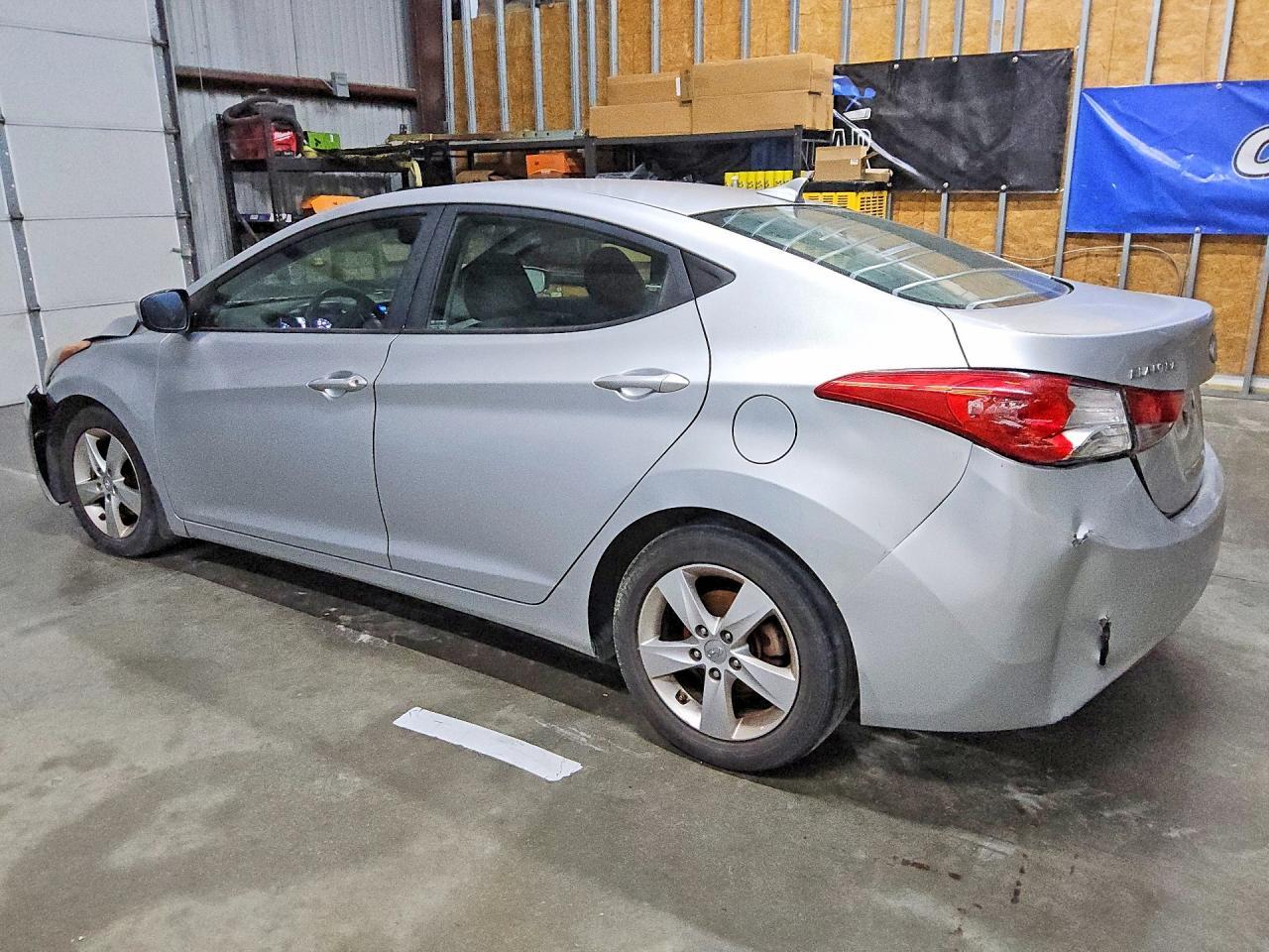 2013 Hyundai Elantra Gls - Image 2