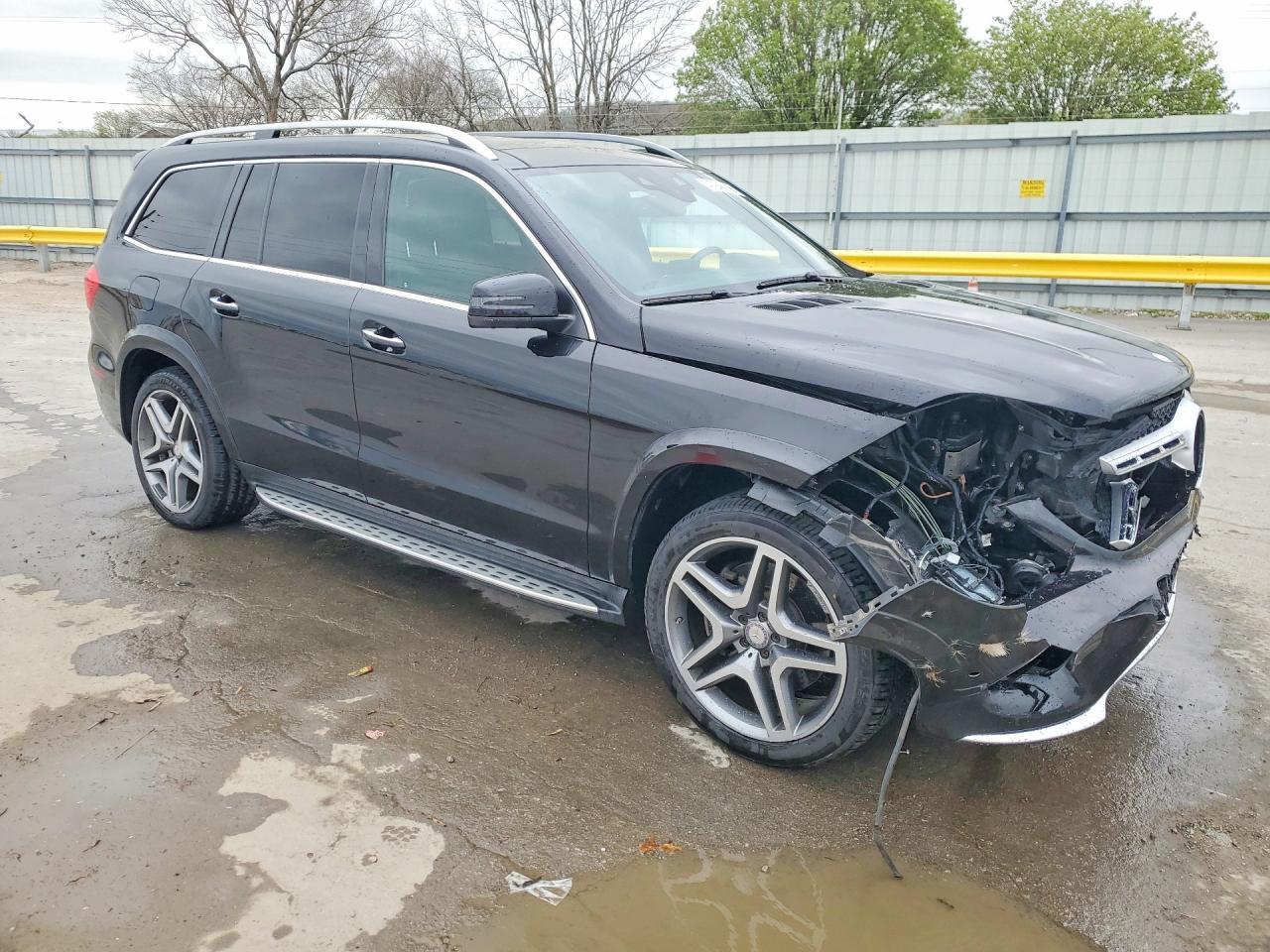 2017 Mercedes-Benz Gls 550 4Matic - Фото 4