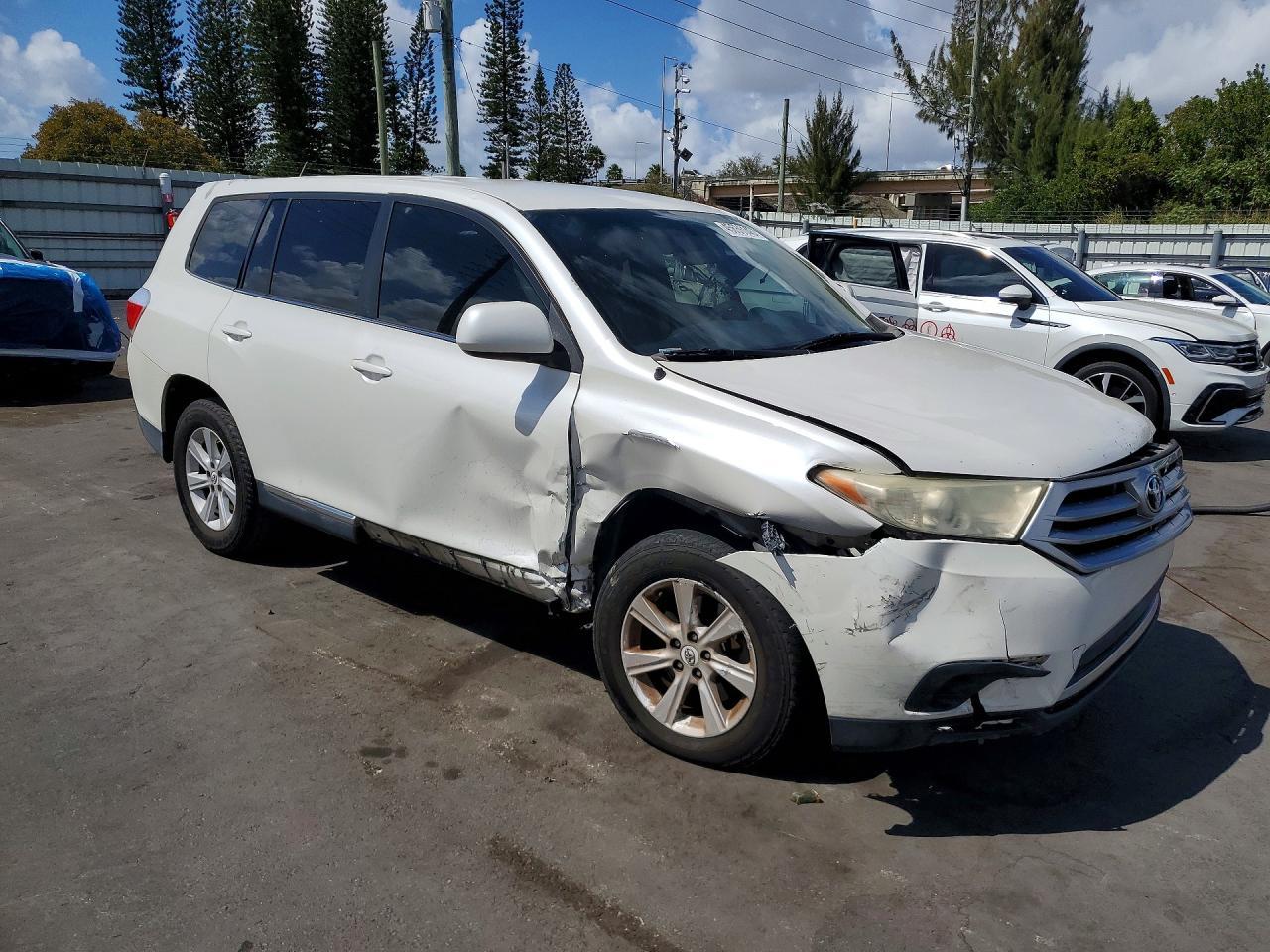 2012 Toyota Highlander Base - Фото 4