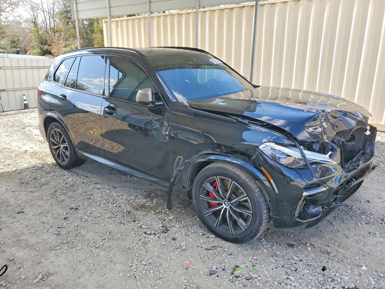 2022 BMW X5 M50I - Фото 4