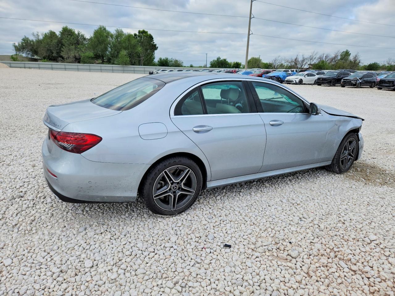 2021 Mercedes-Benz E 450 4Matic - Фото 3
