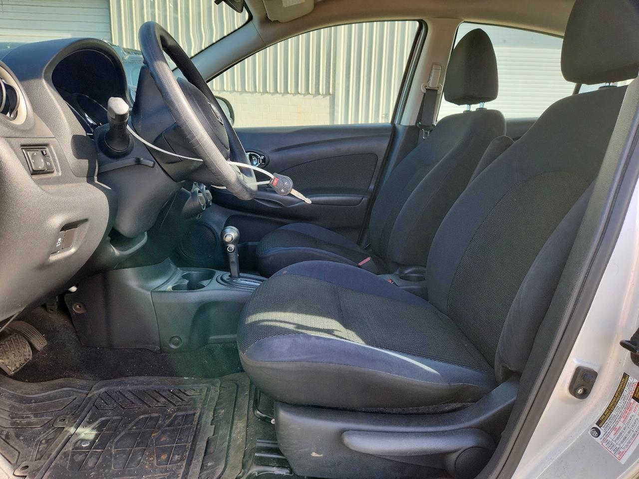 2013 Nissan Versa 1.6 S - Image 7