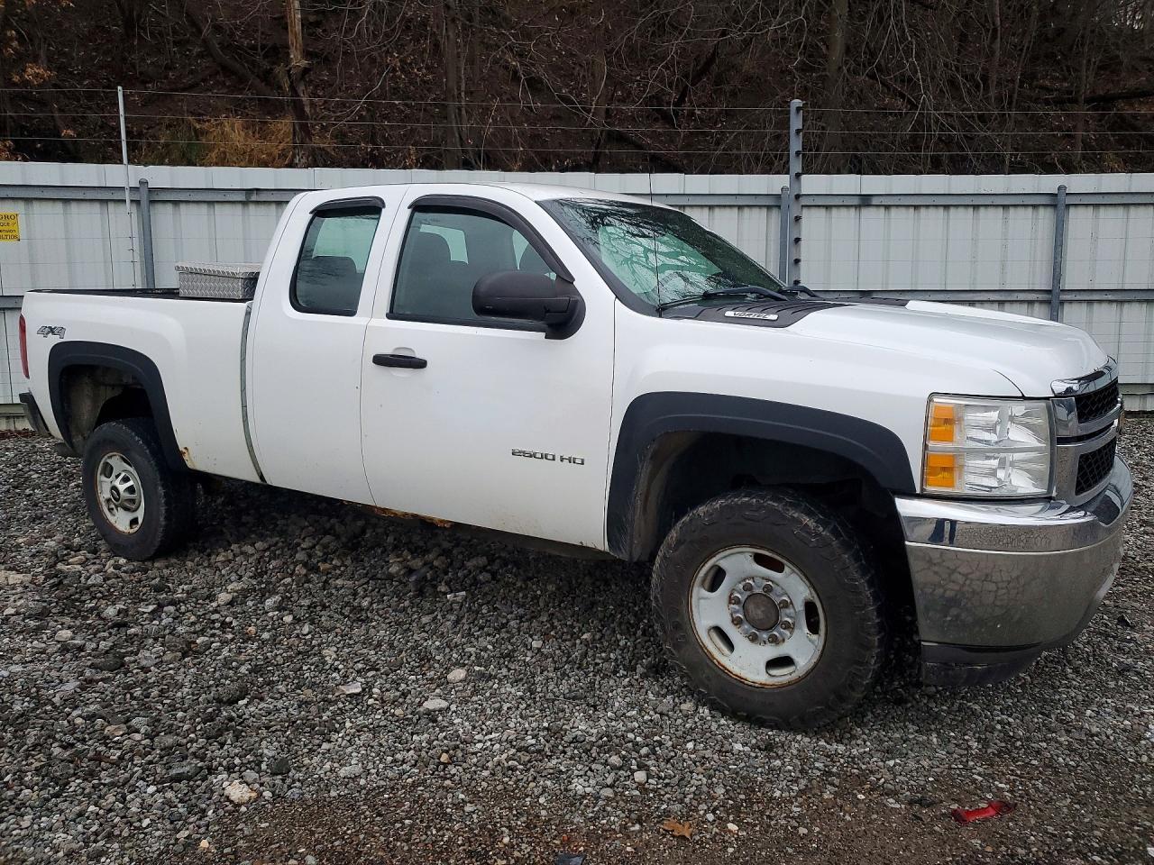 2013 Chevrolet Silverado K2500 Heavy Duty - Фото 4