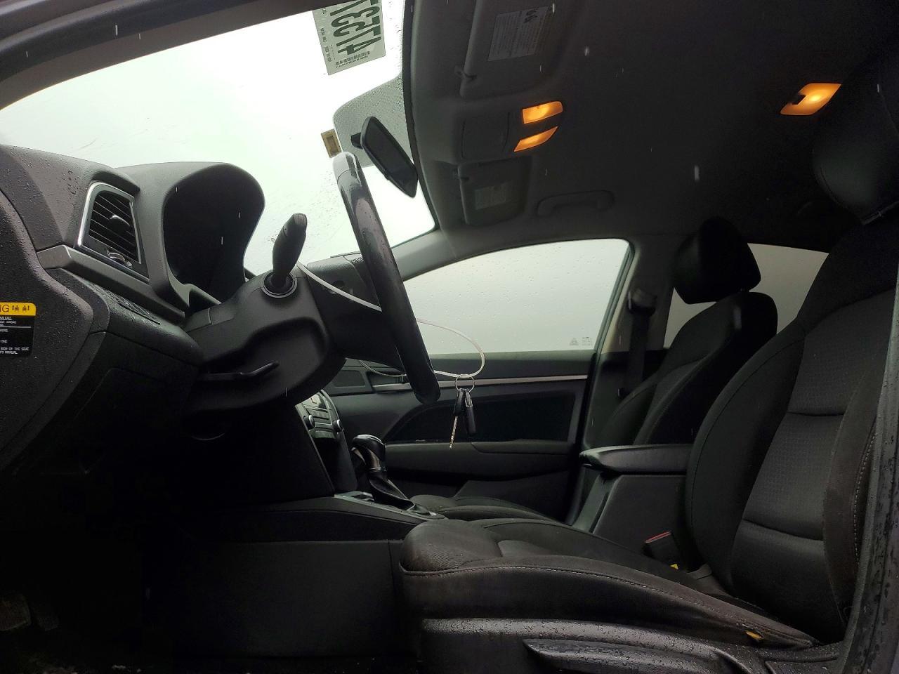 2017 Hyundai Elantra Gl 4Dr - Image 7