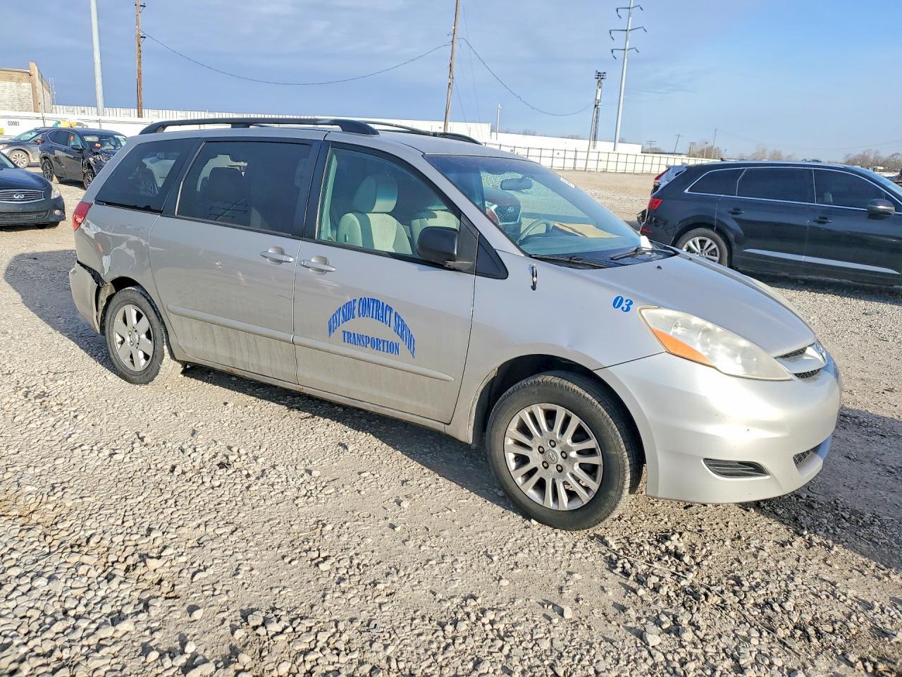 2009 Toyota Sienna Le 8-Passenger - Фото 4