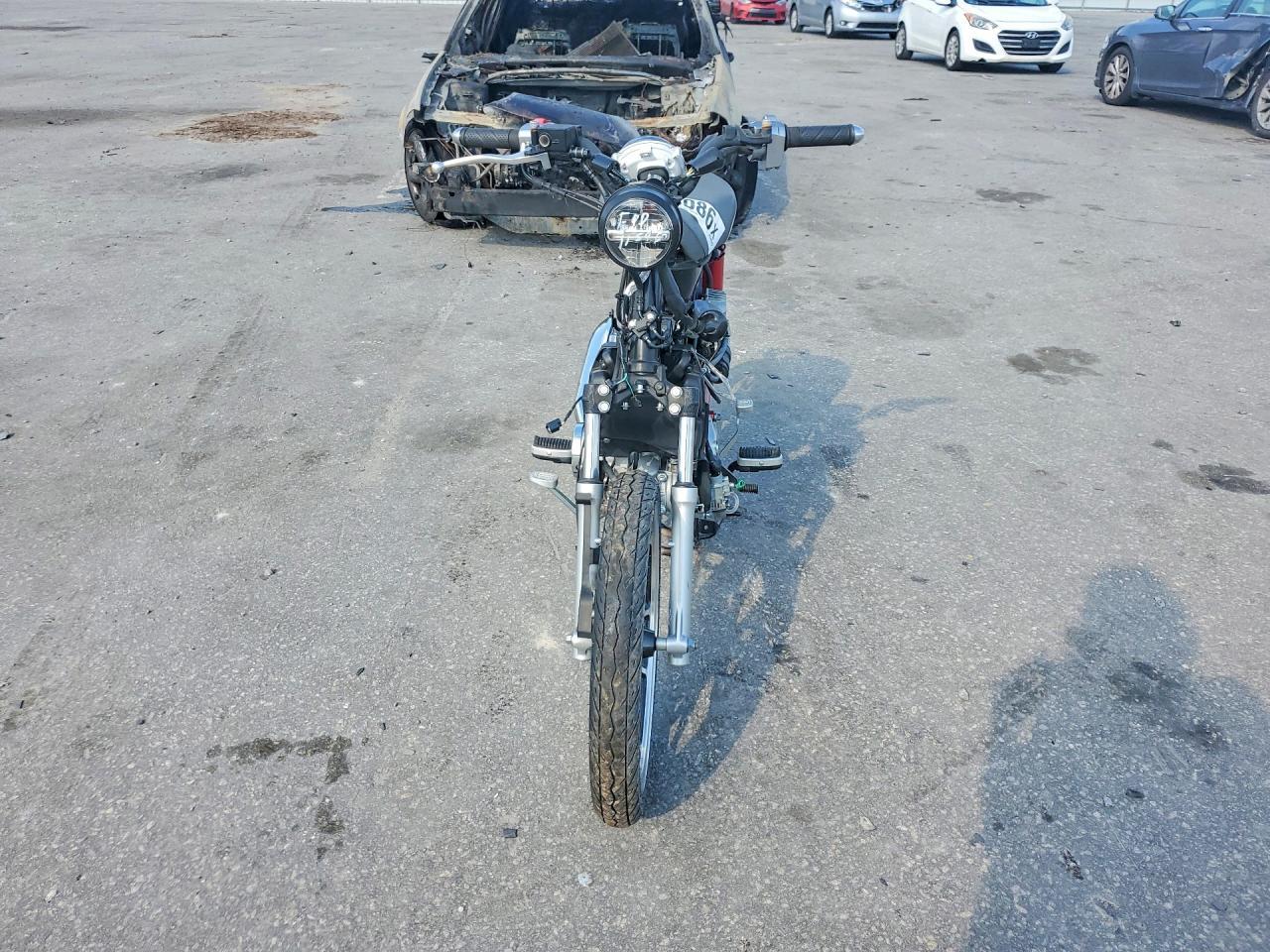 2021 Honda C125 A - Фото 2