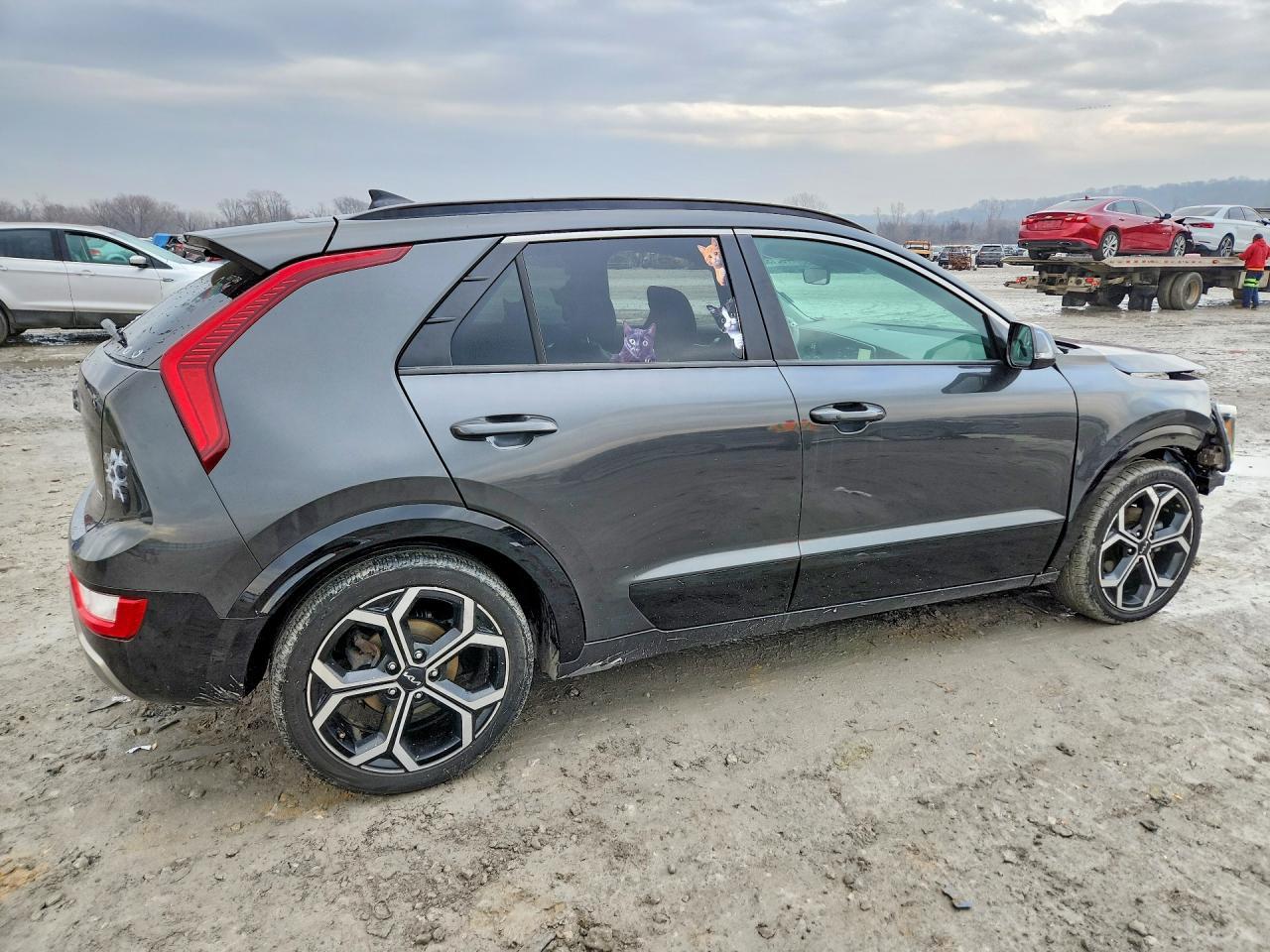 2023 Kia Niro Ex Touring - Фото 3