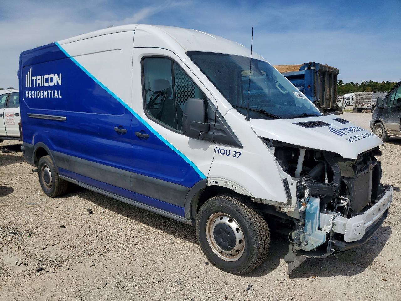 2024 Ford Transit 250 Utility / Service Van - Фото 4