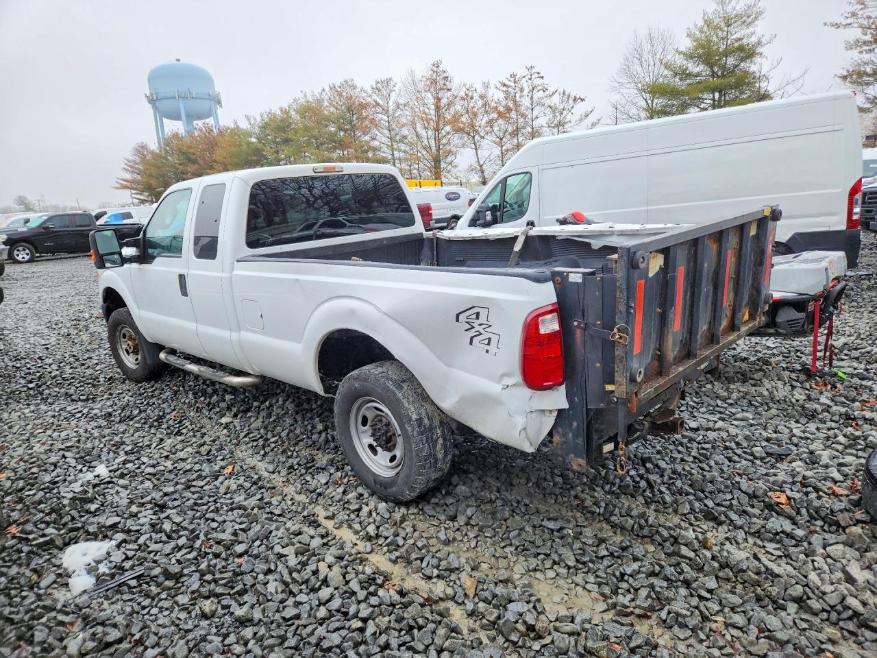 2016 Ford F250 Super Duty - Image 2