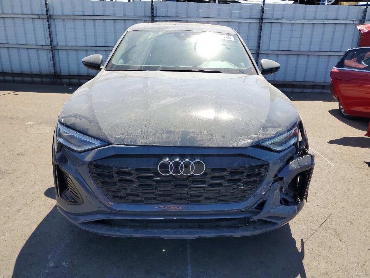 2024 Audi Q8 E-Tron Sportback Premium Plus - Фото 5