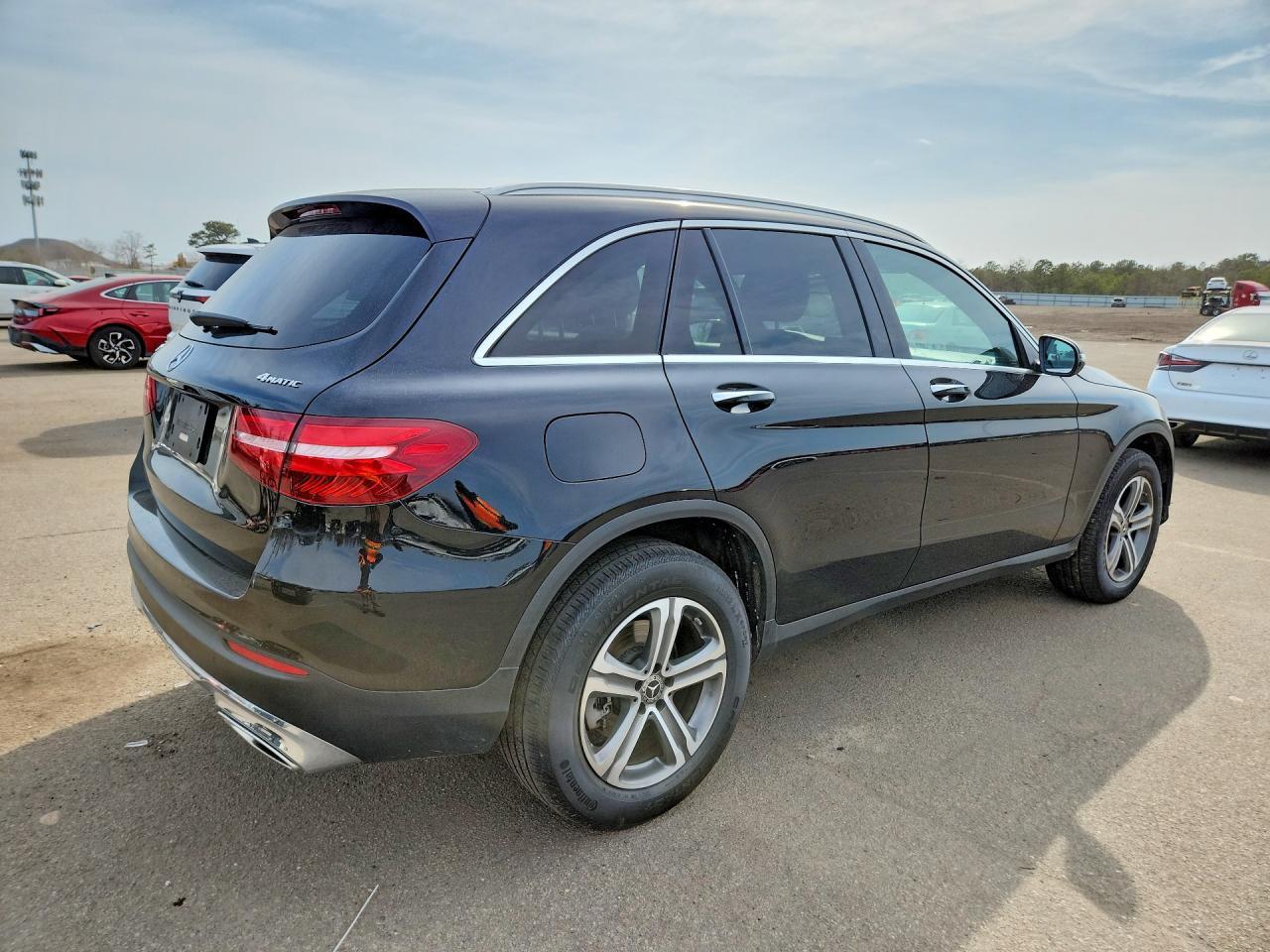 2019 Mercedes-Benz Glc 300 4Matic - Фото 3