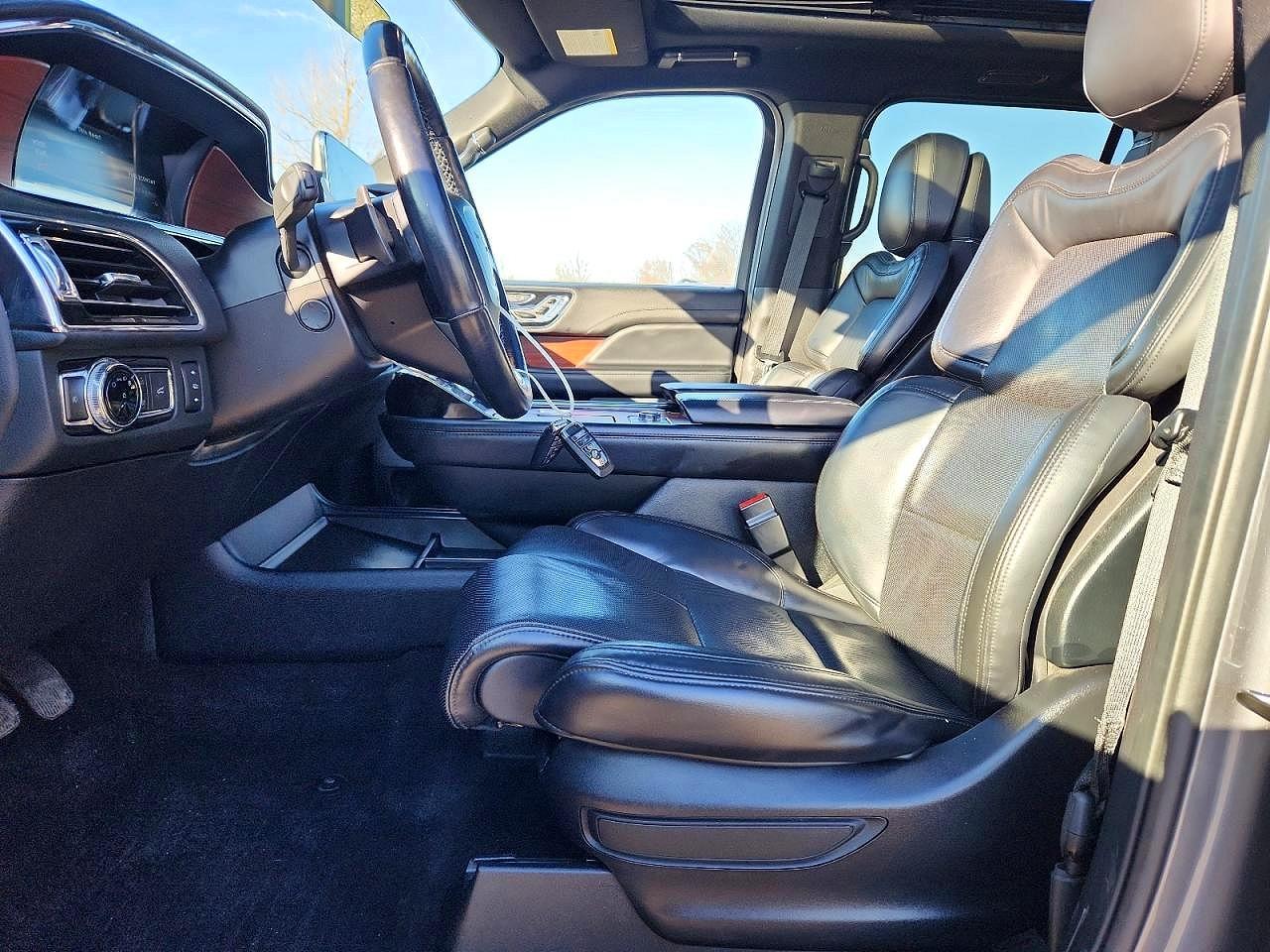 2021 Lincoln Navigator Reserve - Image 7