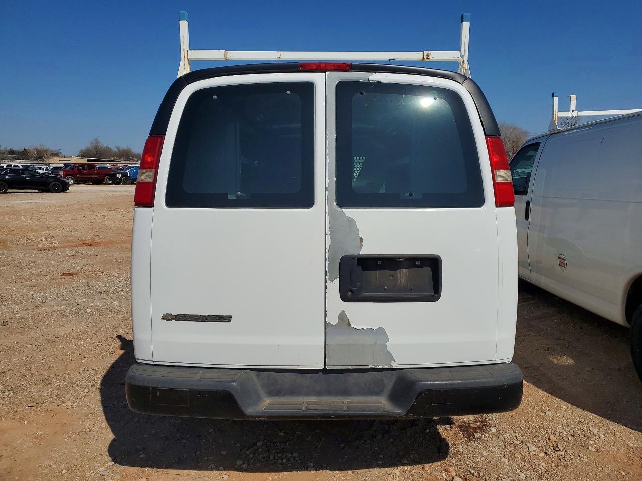 2009 Chevrolet Express G2500 - Фото 6