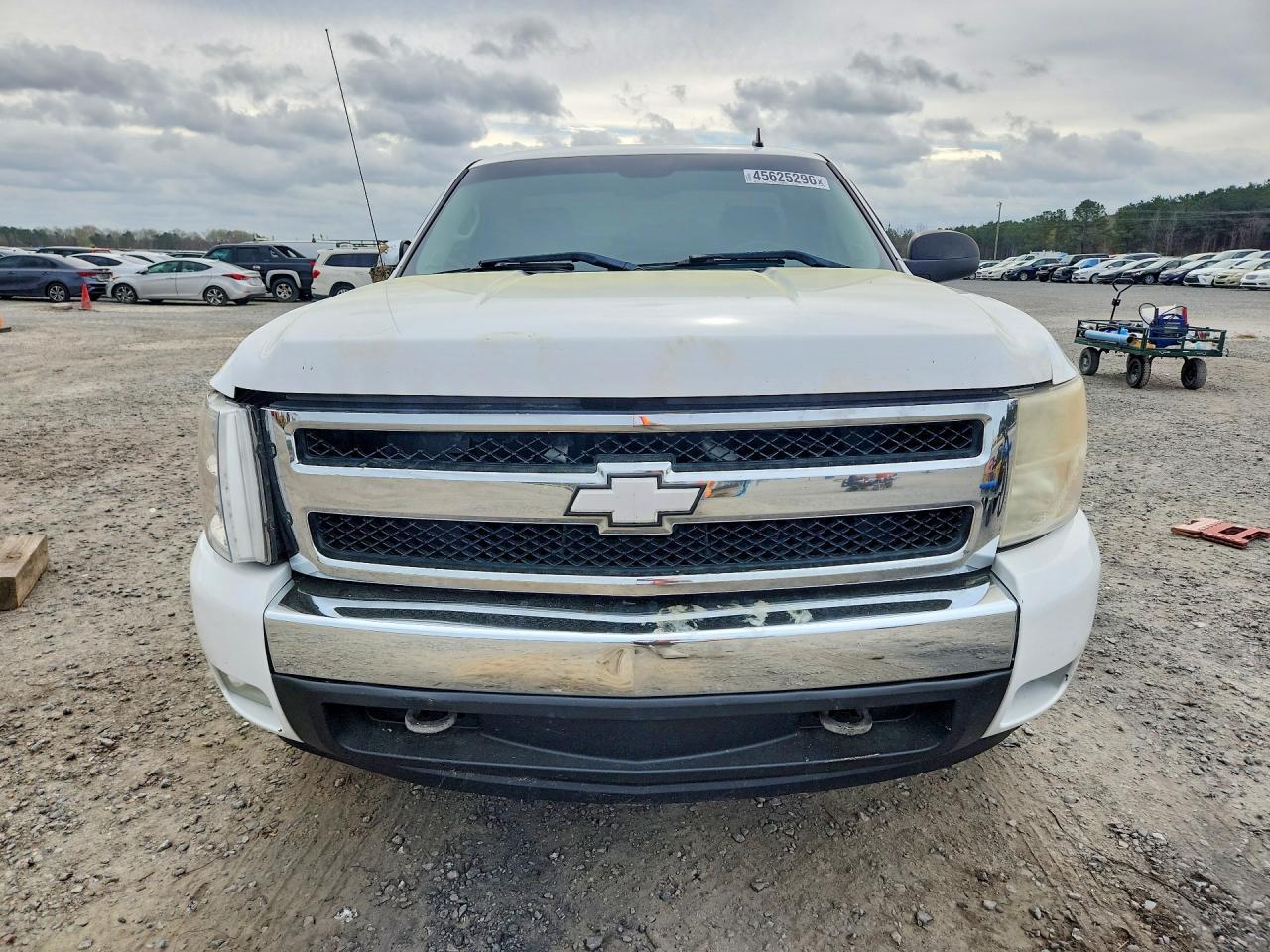 2007 Chevrolet Silverado C1500 - Image 5