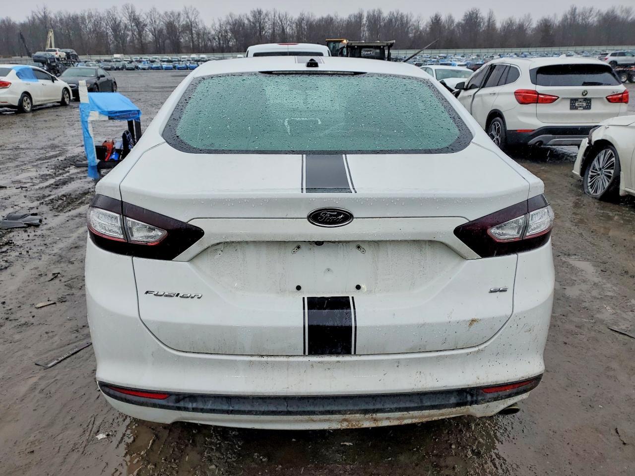 2013 Ford Fusion Se - Фото 6