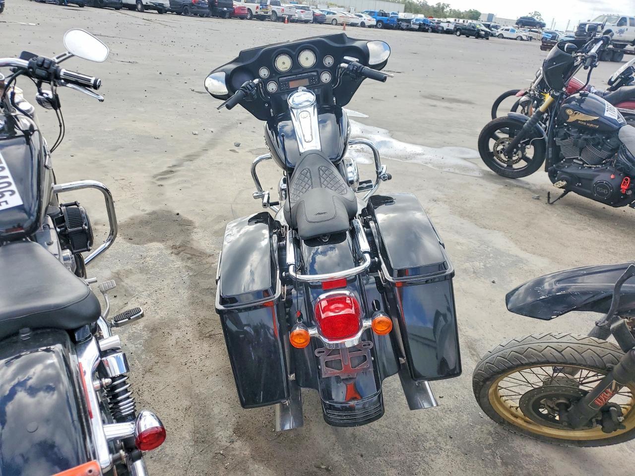 2008 Harley-Davidson Flhx - Фото 4