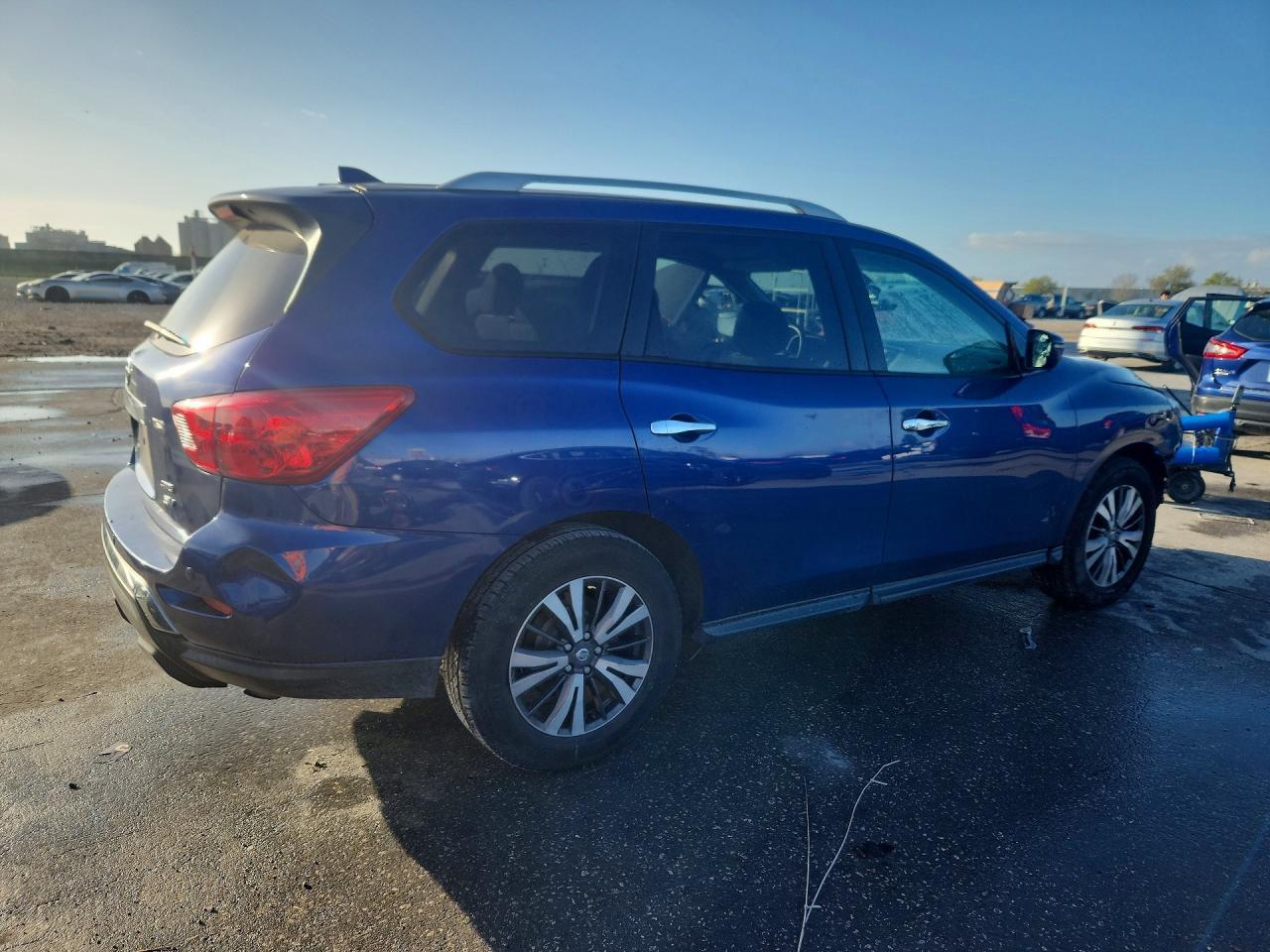 2019 Nissan Pathfinder Sv - Фото 3