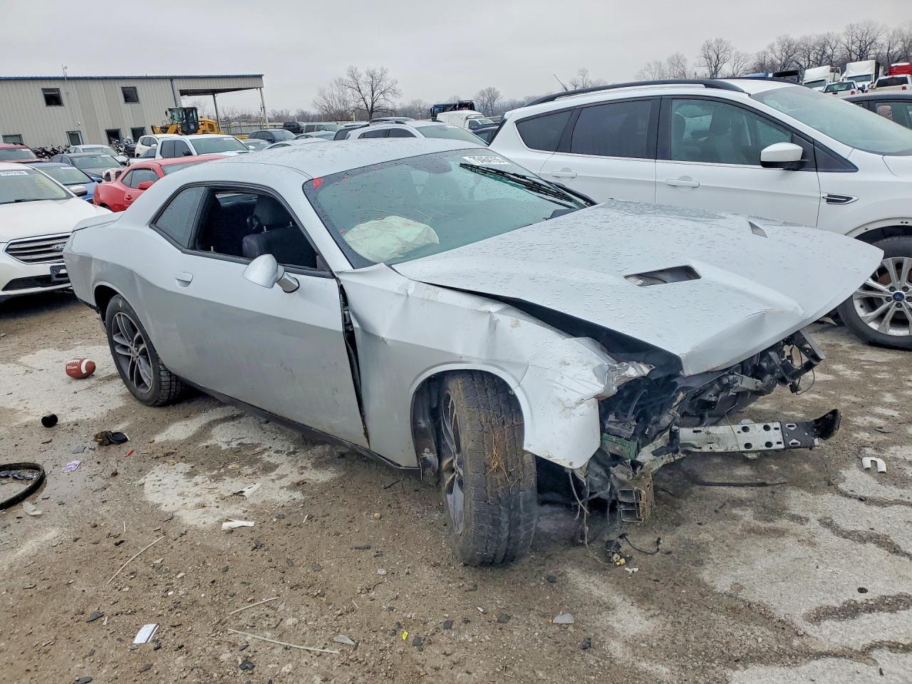 2019 Dodge Challenger Sxt - Image 4