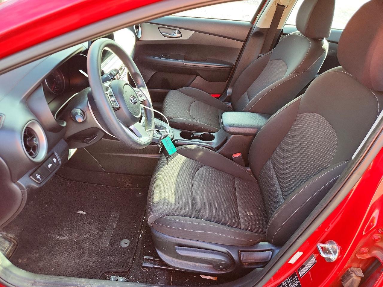2021 Kia Forte Lxs - Image 7