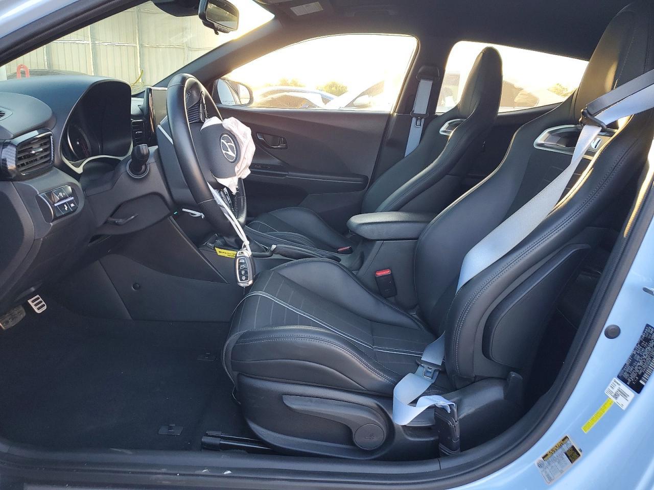 2022 Hyundai Veloster N Base - Image 7