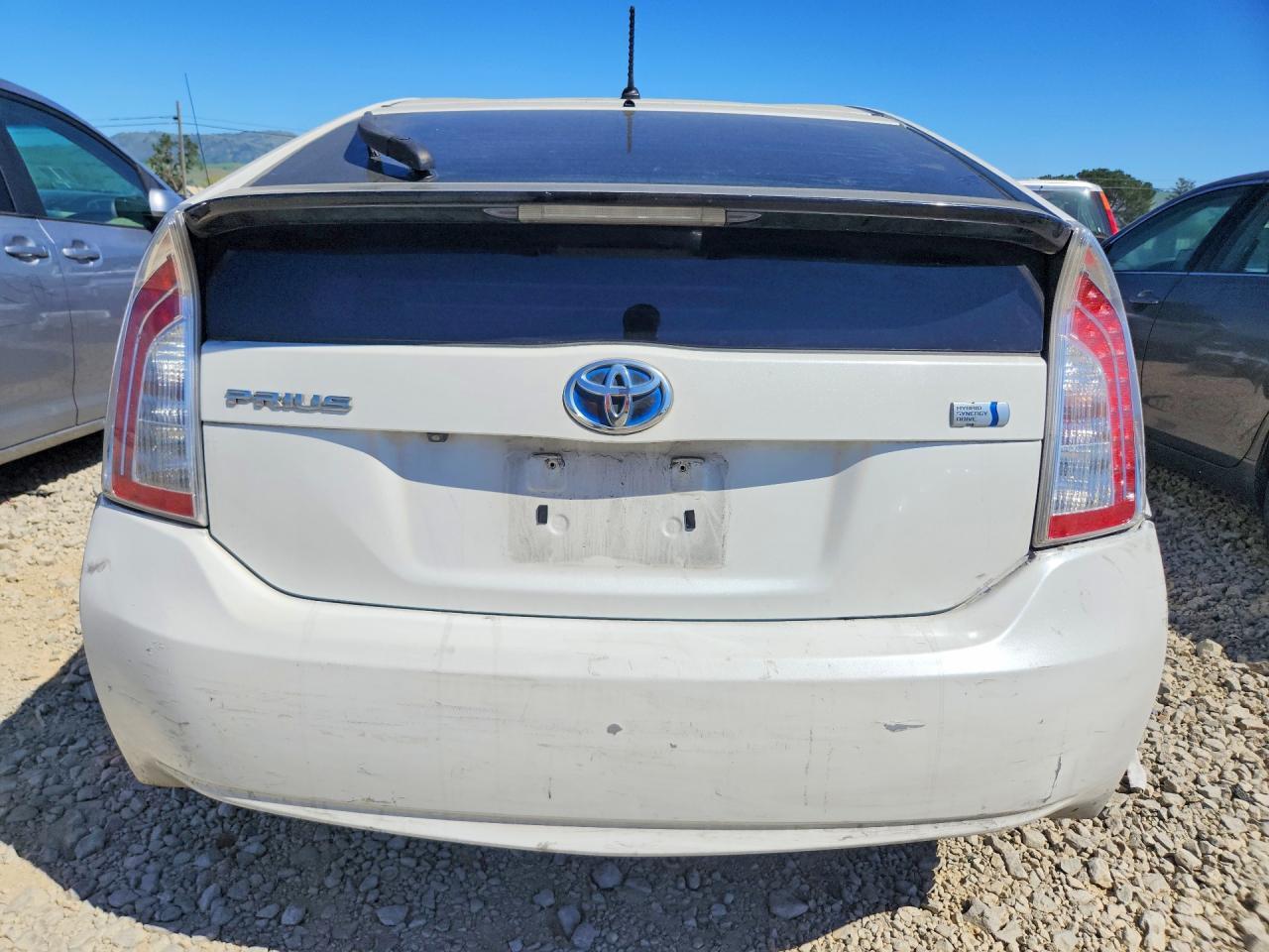 2015 Toyota Prius Two - Фото 6