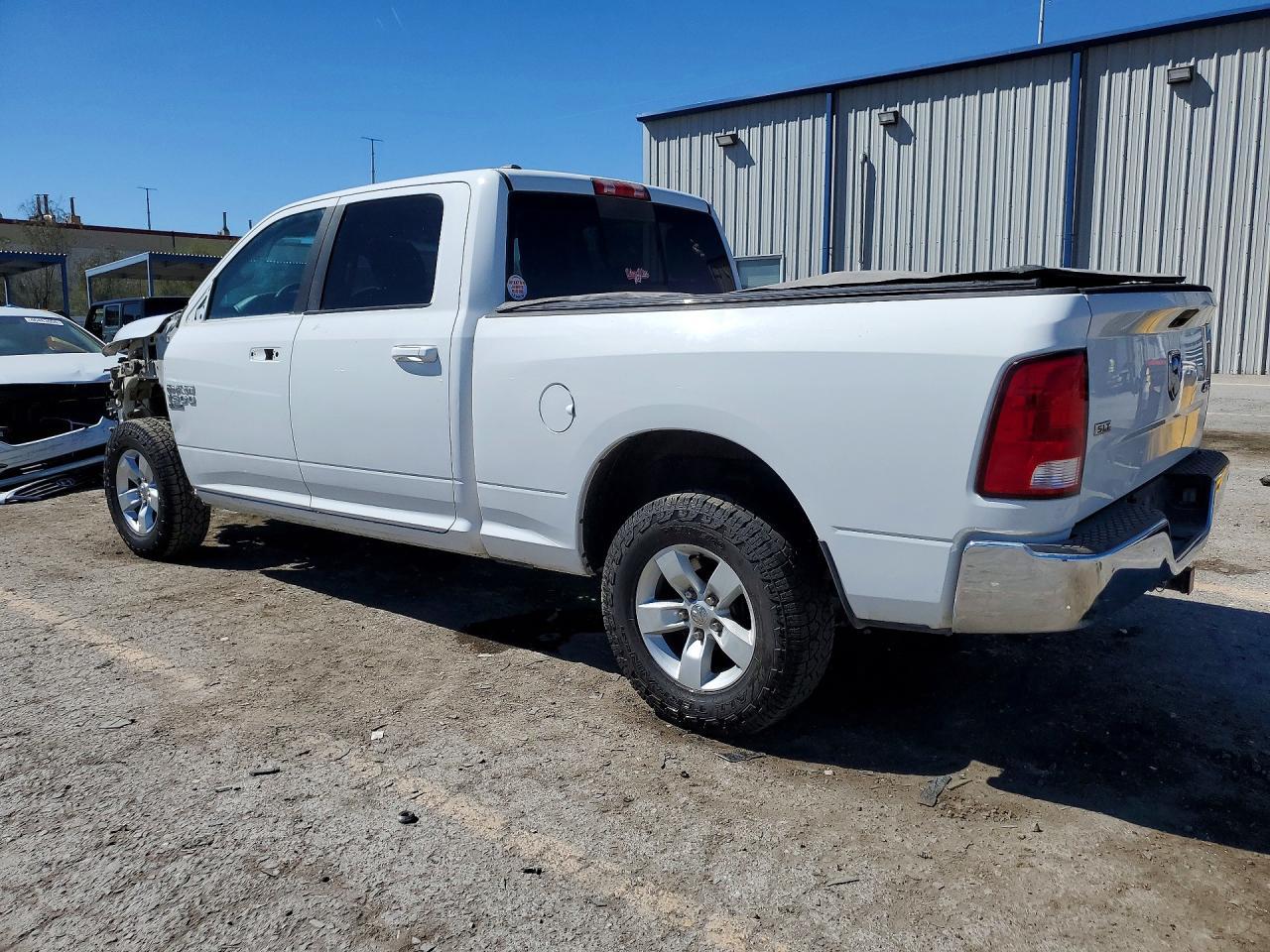 2019 Ram 1500 Classic Slt - Фото 2