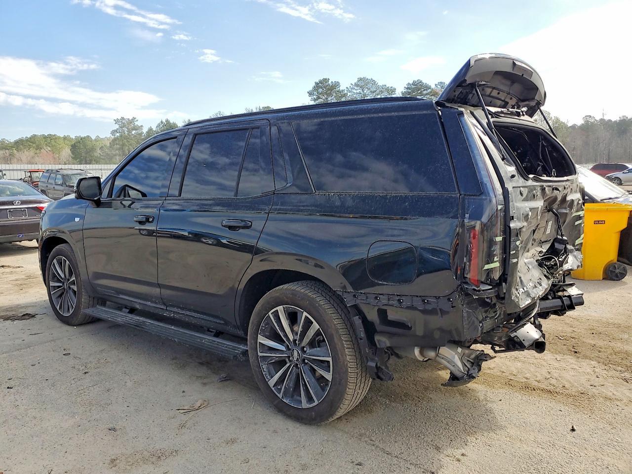 2025 Cadillac Escalade Sport - Фото 2