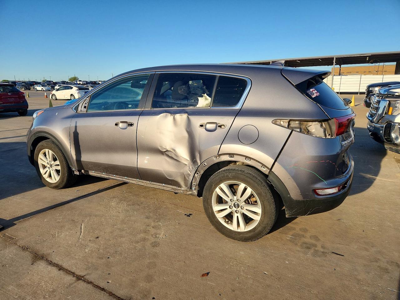2017 Kia Sportage Lx - Image 2