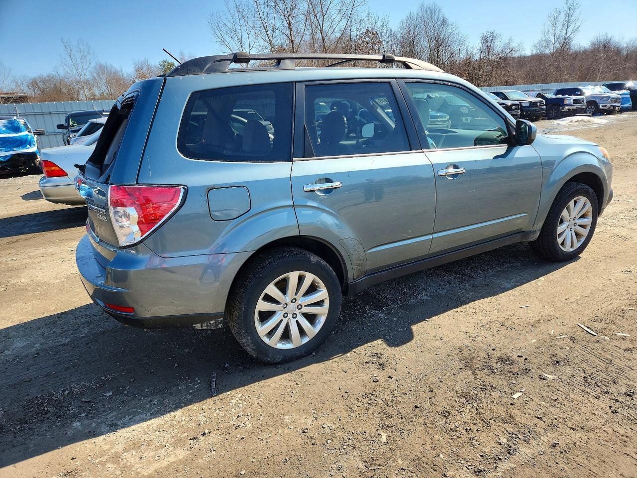 2012 Subaru Forester 2.5X Premium - Image 3