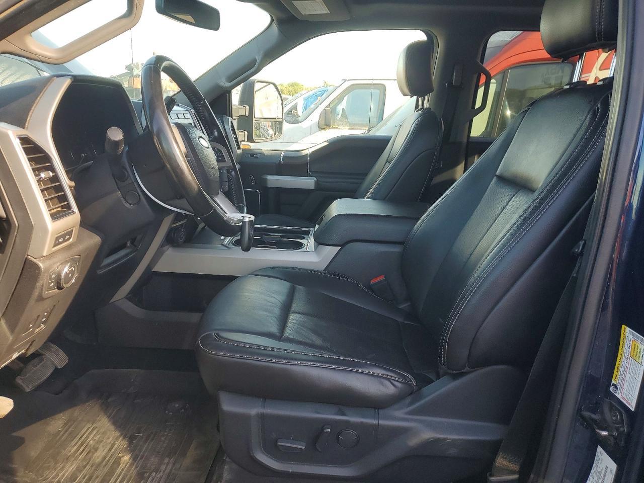 2020 Ford F350 Super Duty - Фото 7